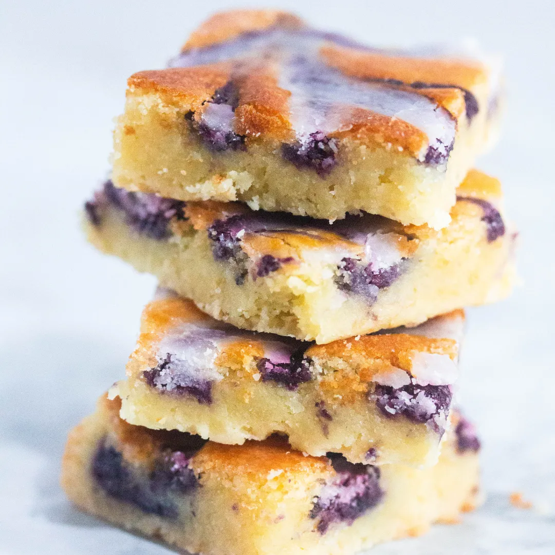 Blueberry And Lemon Drizzle Cakes