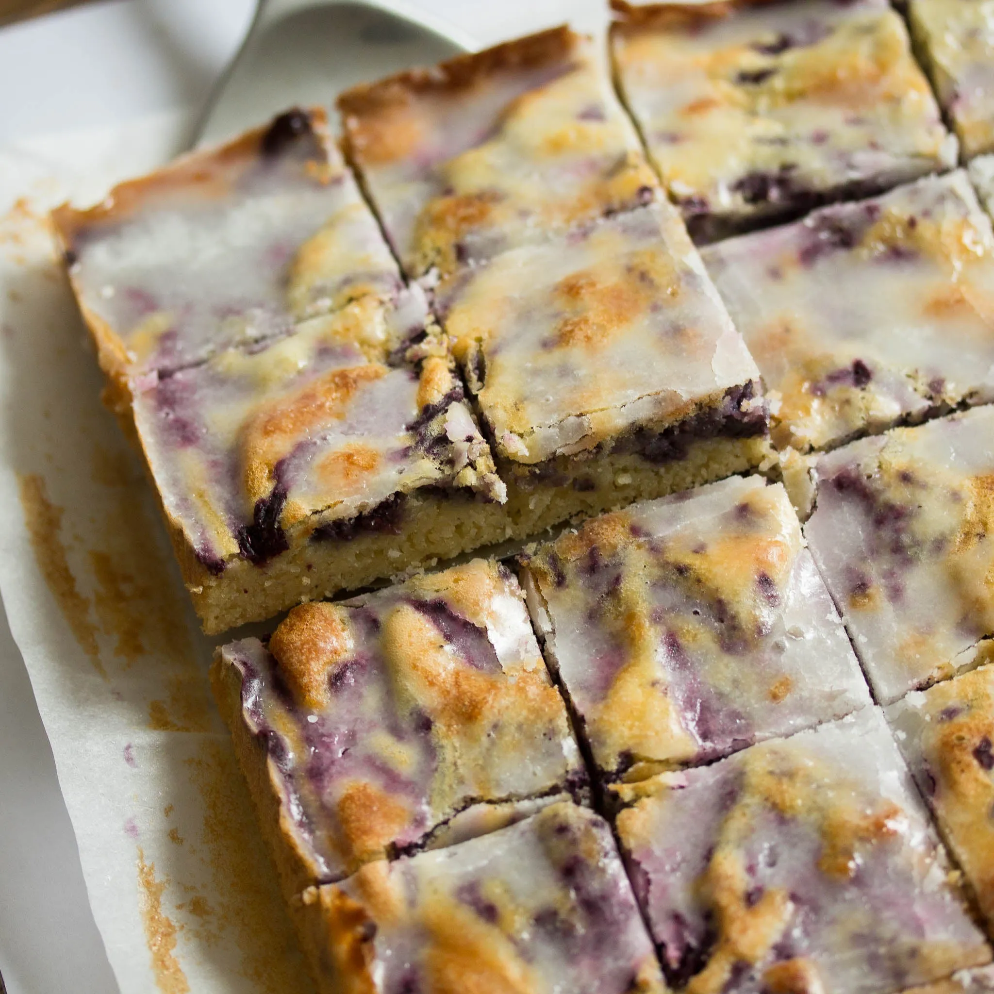 Blueberry And Lemon Drizzle Cakes