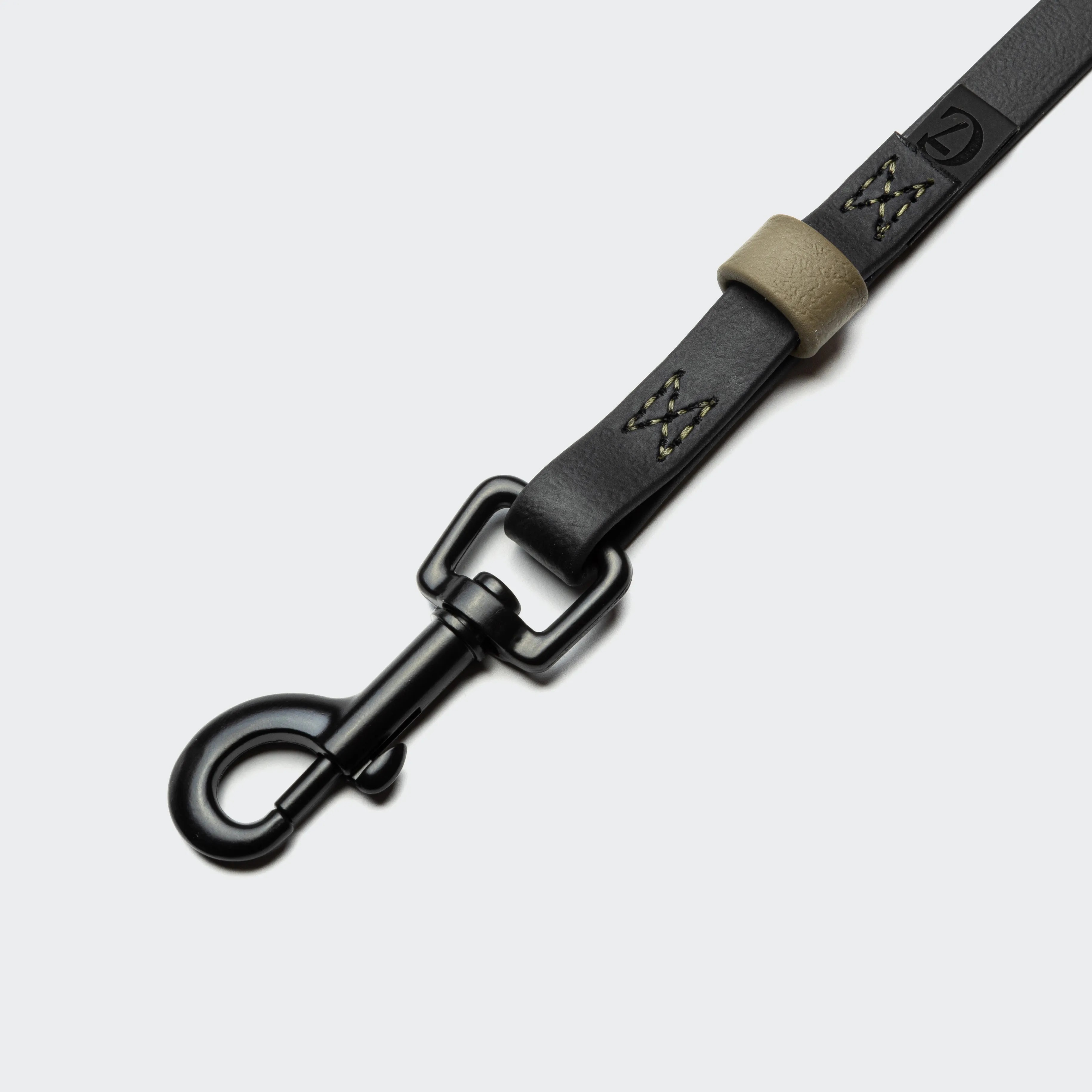 Cloud7: Long Line Dog Leash BioThane Ipanema Black-Olive