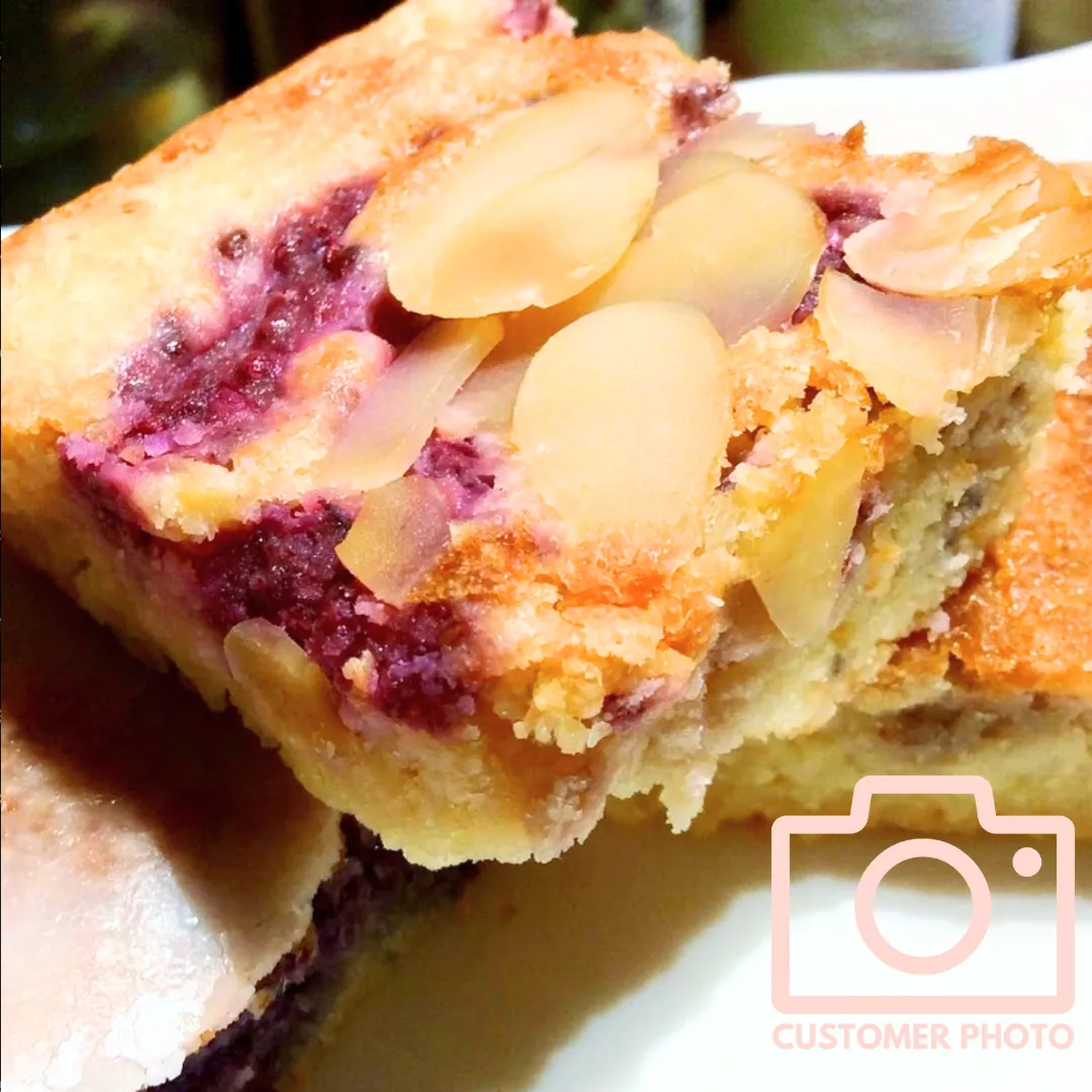 Raspberry Bakewell Blondie Box of 8