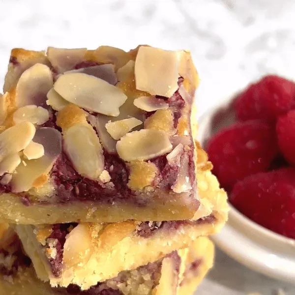 Raspberry Bakewell Blondie Box of 8