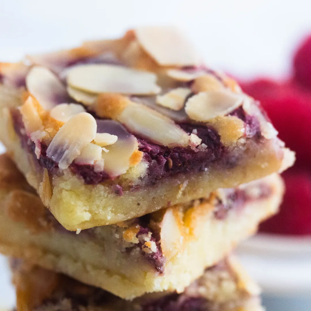 Raspberry Bakewell Blondie Box of 8